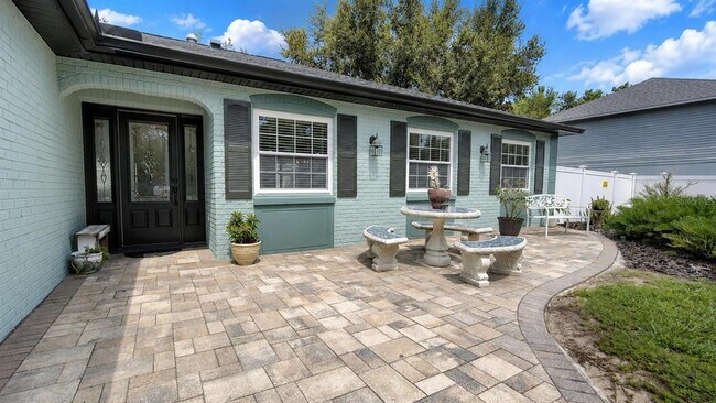 Building Photo - 2469 Lackland Ave