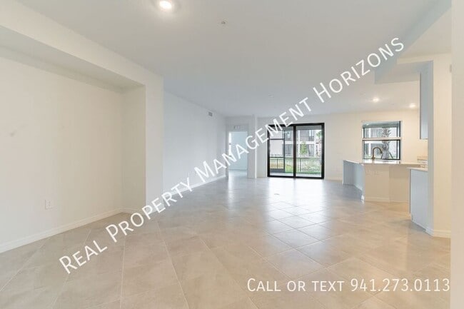 Building Photo - 5628 Summit Point Cir