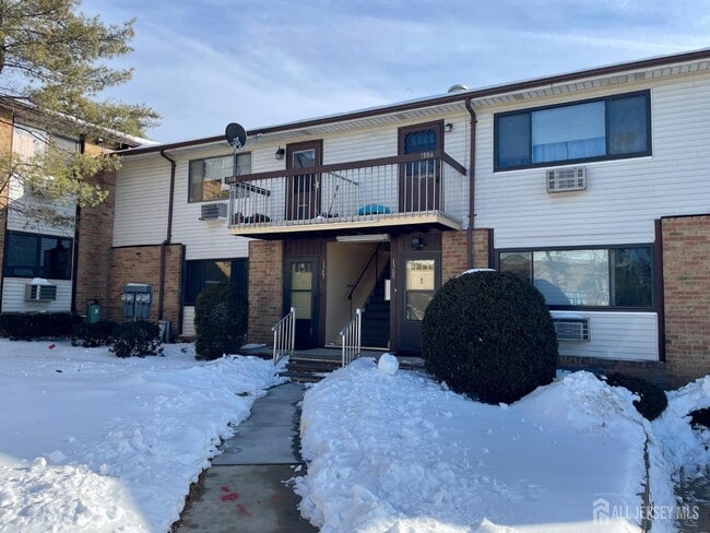 Building Photo - 1307 Cricket Ln