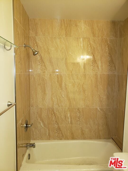 Building Photo - 555 W Dryden St