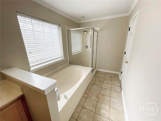 Building Photo - 322 Laurel Hill Cir