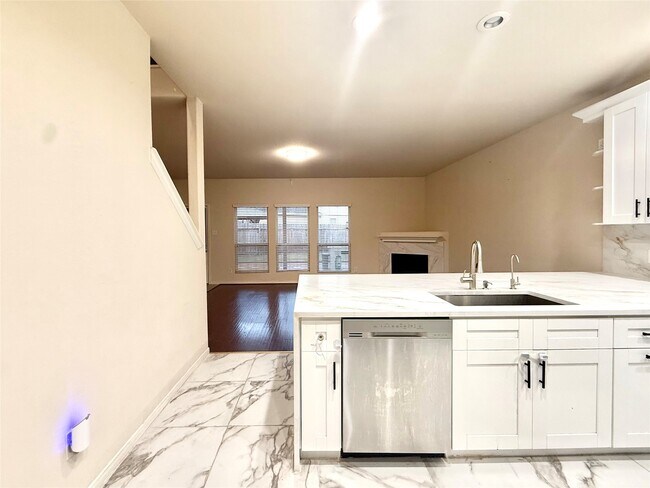 Building Photo - 19302 Juniper Vale Cir