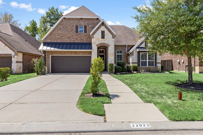 Building Photo - 22023 Flashing Ridge