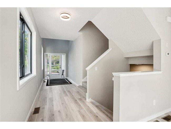 Building Photo - 4093 Isaac Ct