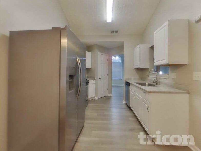 Building Photo - 7093 Springgrove Ct