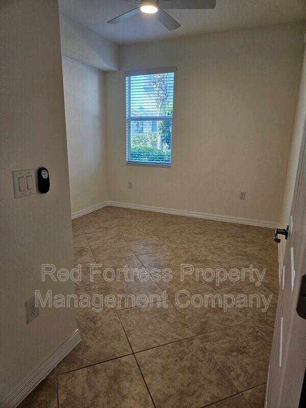 Building Photo - 17451 Old Harmony Dr