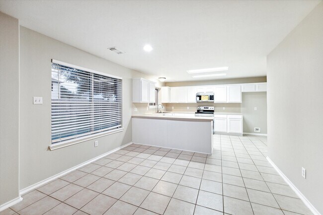 Building Photo - 24423 Pepperrell Pl St
