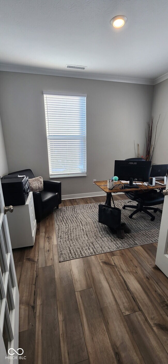 Building Photo - 2391 S Stonehill Wy