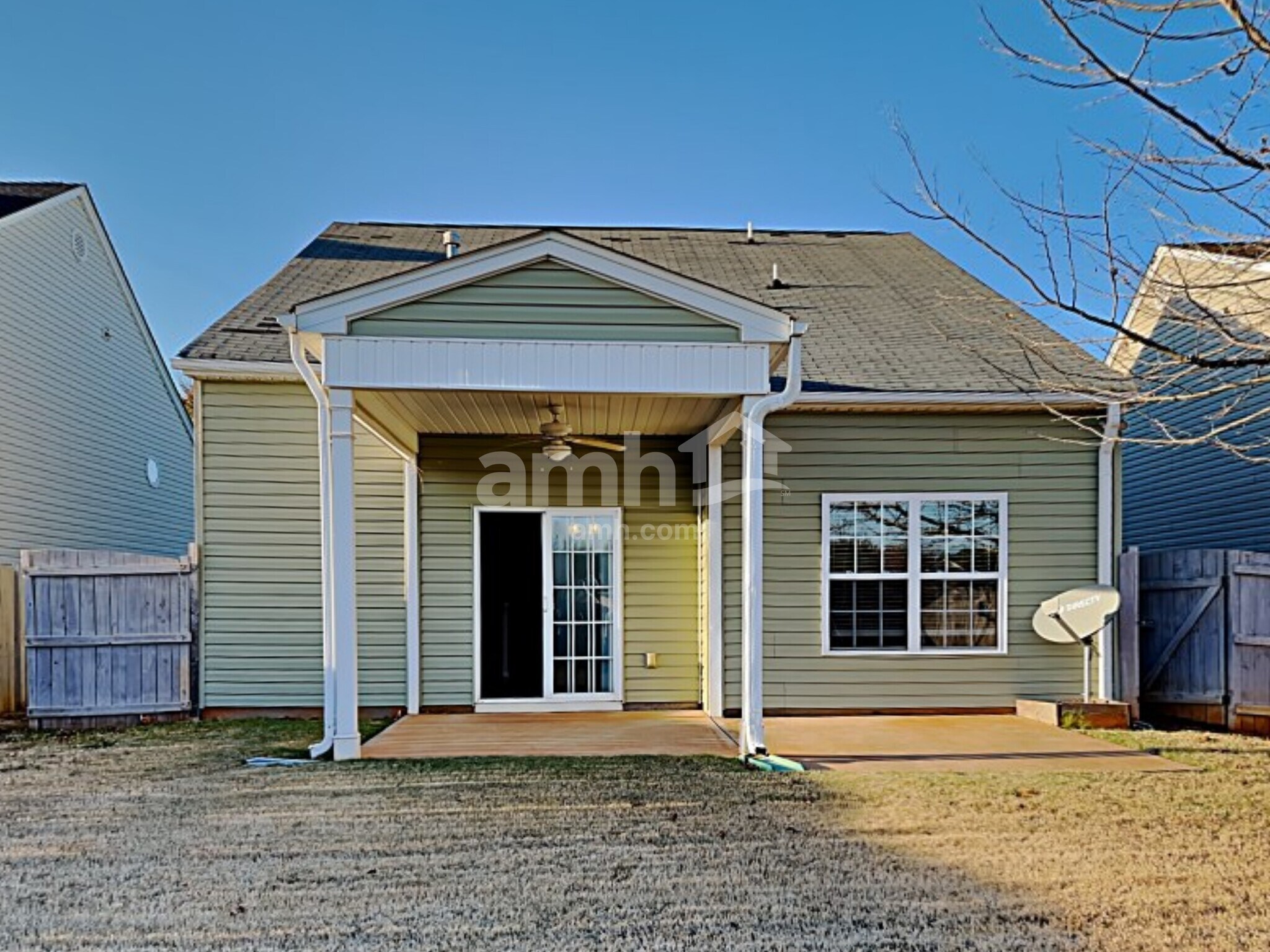 Building Photo - 17 Pfeiffer Ct