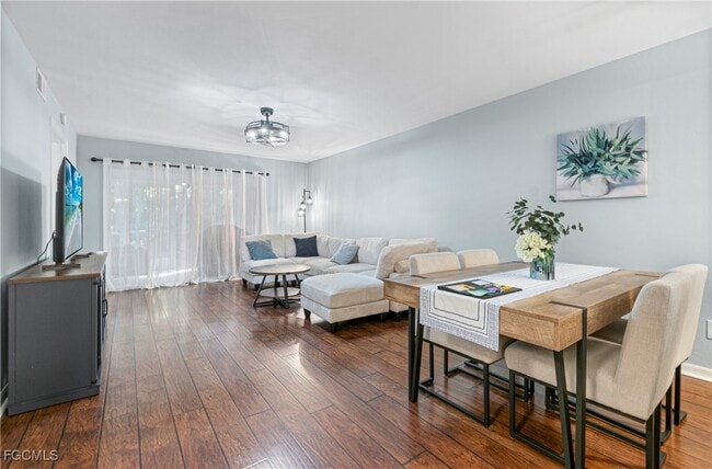 Building Photo - 28280 Pine Haven Way