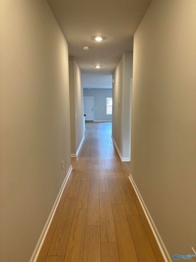 Building Photo - 127 Havner Dr