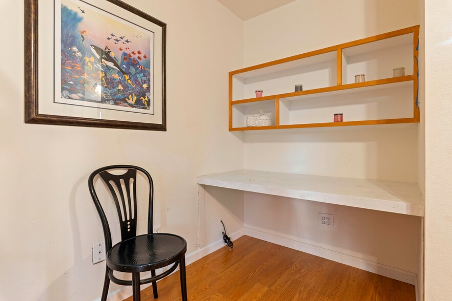 Building Photo - 14506 Spruce Grove Rd