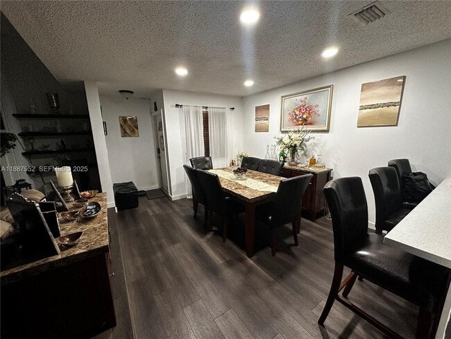 Building Photo - 3971 Coral Springs Dr