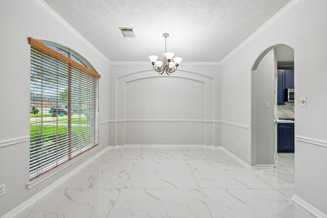 Building Photo - 20903 Ochre Willow Tr