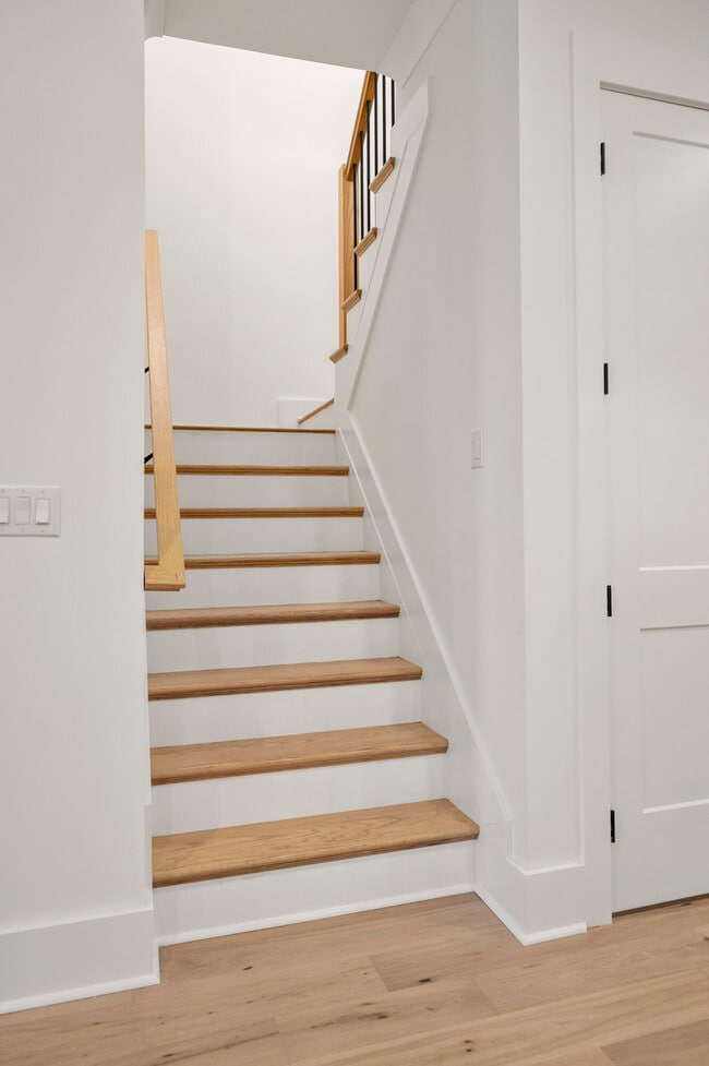 Building Photo - 4161 Cocos Wy