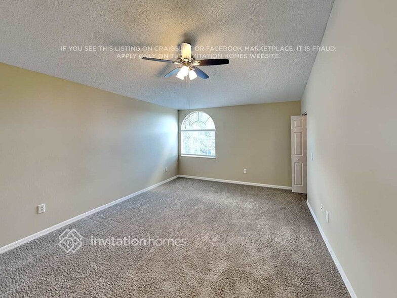 Building Photo - 11146 Sailbrooke Dr