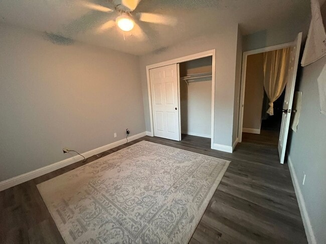 Building Photo - GO928#E &amp; F-Lotti, Carole Kelly
