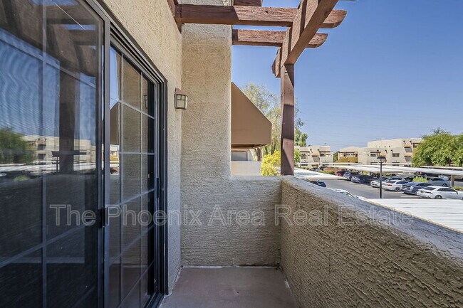 Building Photo - 3434 E Baseline Rd