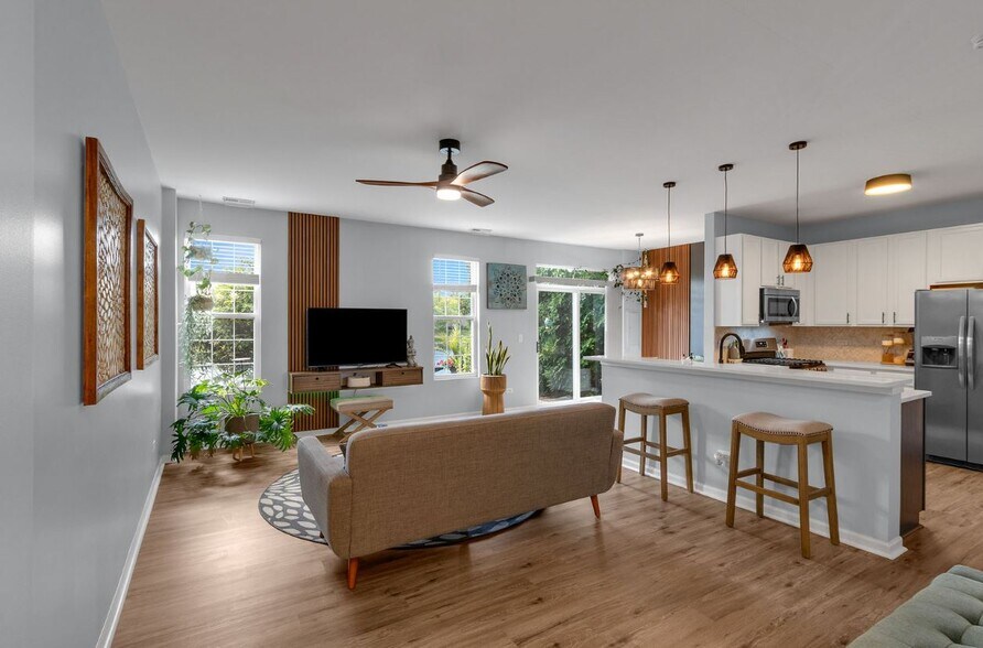 Building Photo - 1221 Courtland Cir
