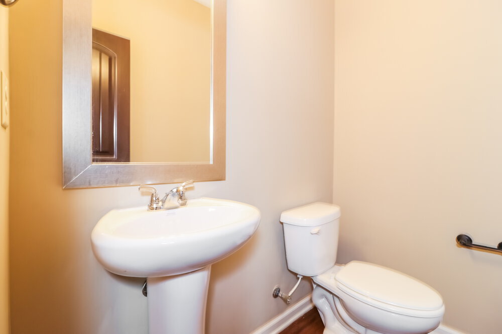 Building Photo - 2107 Juniper Ives Ct SE