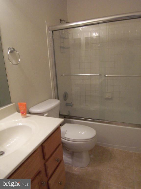 Building Photo - 4618 Battenburg Ln