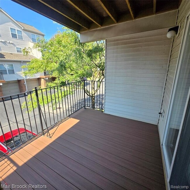 Building Photo - 1643 Campau Farms Cir