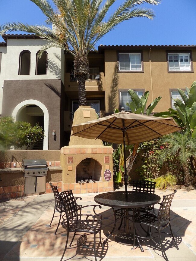 Building Photo - r0299