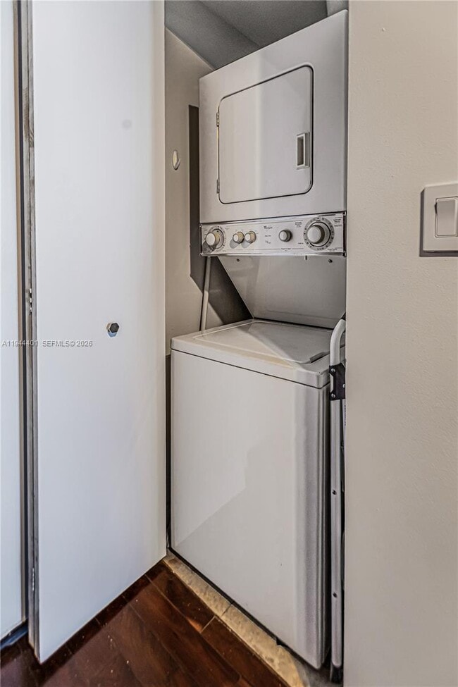 Building Photo - 50 Biscayne Blvd