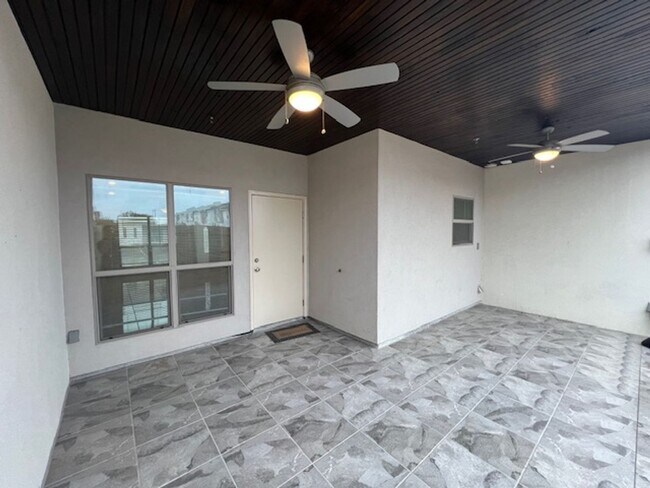 Building Photo - THE DORADO CONDOMINIUMS