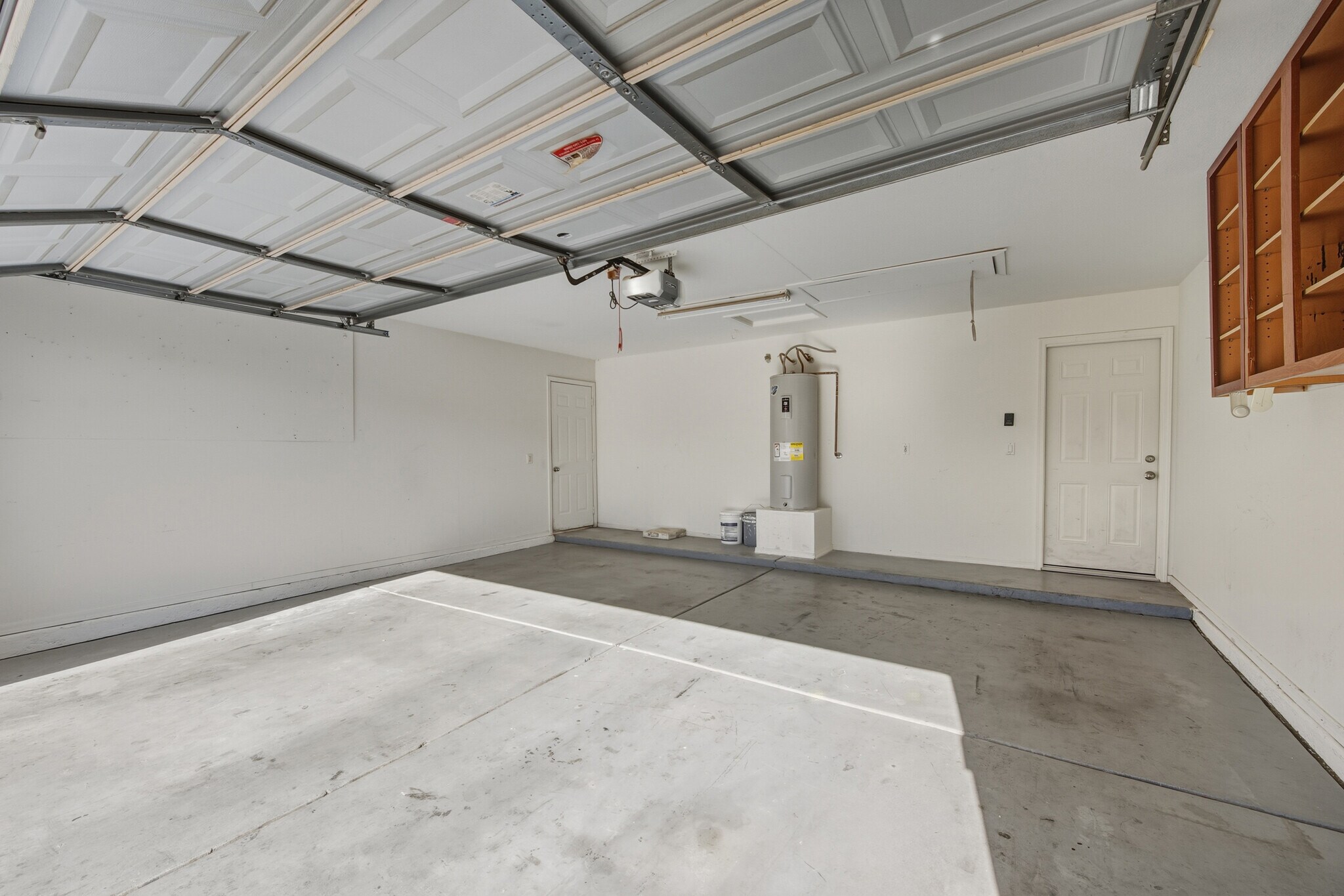 Building Photo - 6978 W Kings Ave