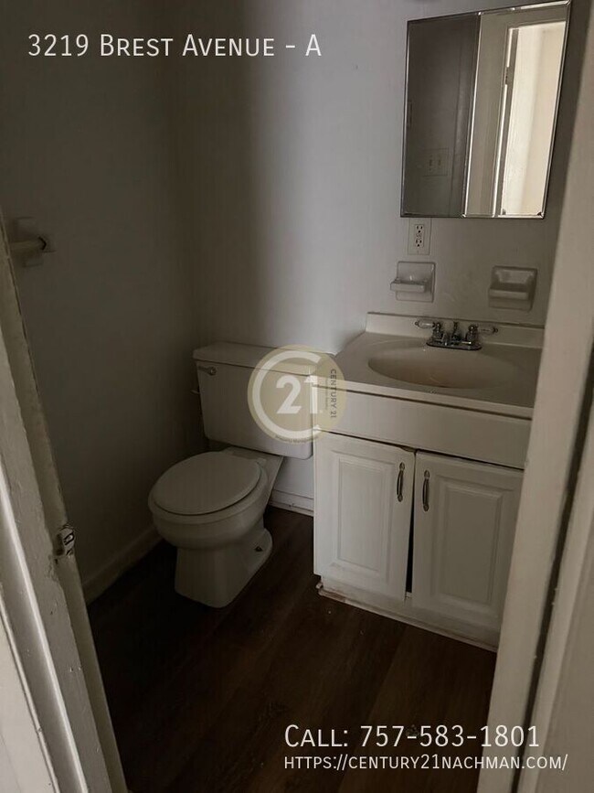 Building Photo - 3219 Brest Ave