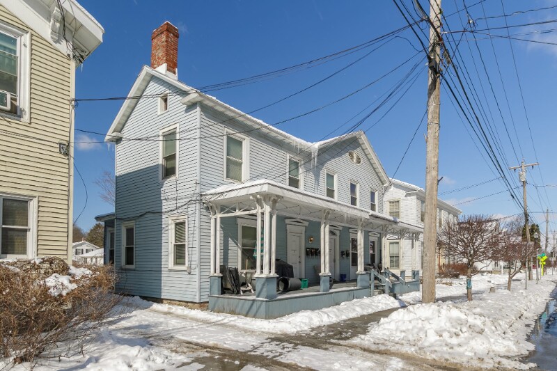 Building Photo - 297 Genesee St