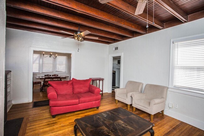 Building Photo - 2115 26th St