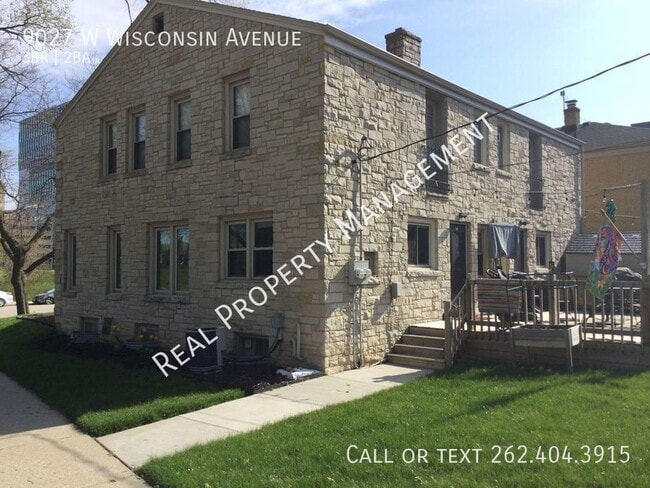 Building Photo - 9027 W Wisconsin Ave
