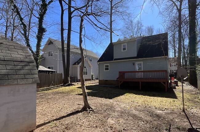 Building Photo - 123 Arcaro Dr