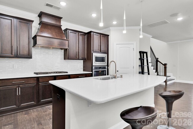 Building Photo - 11715 Clems Branch Dr