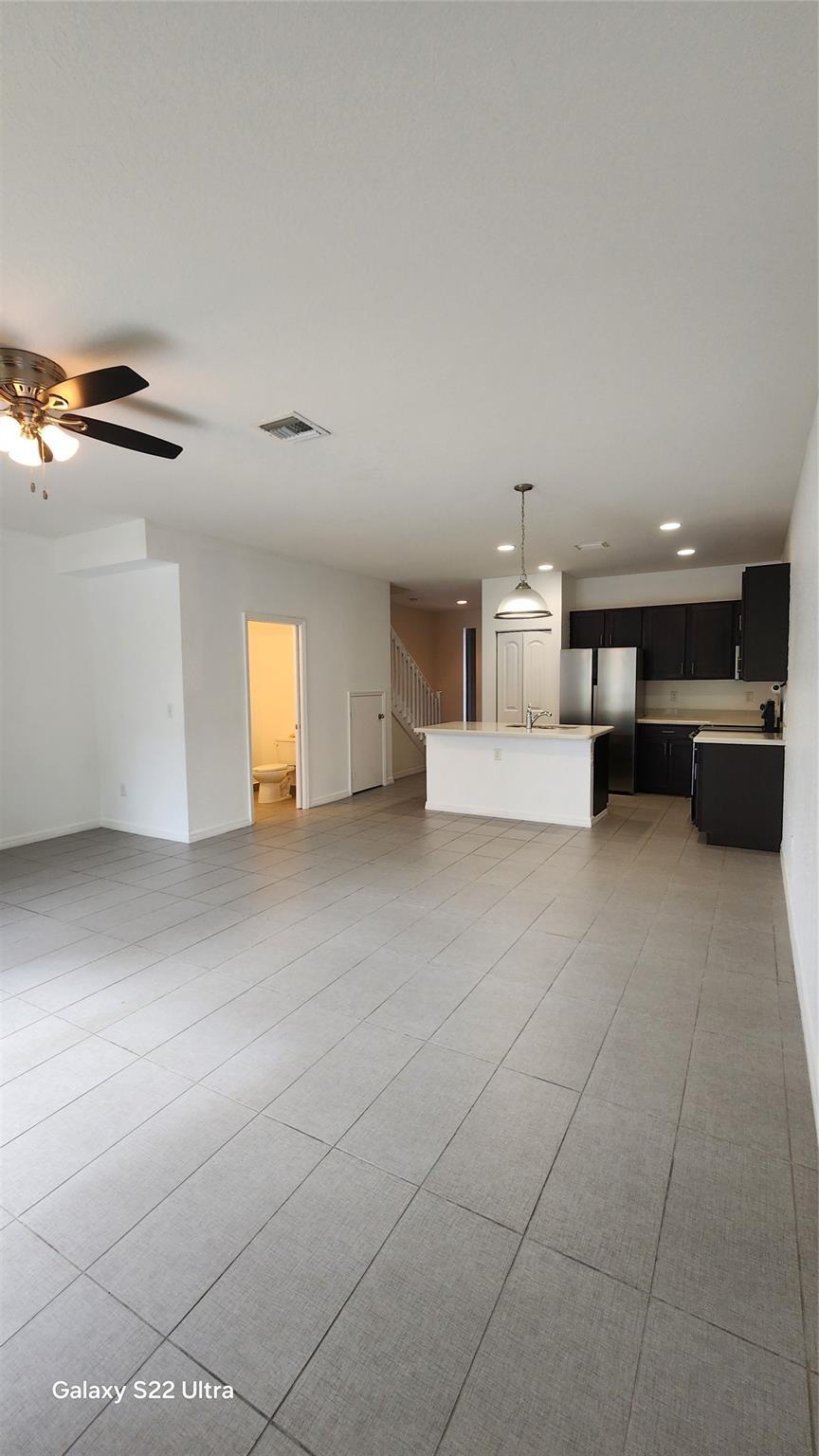 Building Photo - 3364 NW 10th Ave