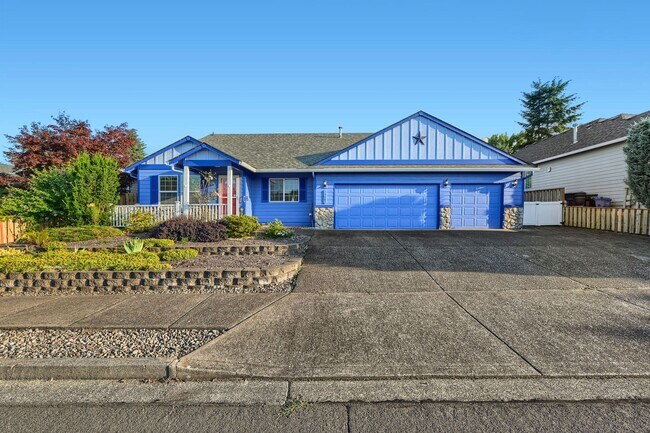 Building Photo - Single-Level 4BR/2BA Ranch — Spacious 3-Car Garage & Low-Maintenance Yard (Oregon City / Fairway ...