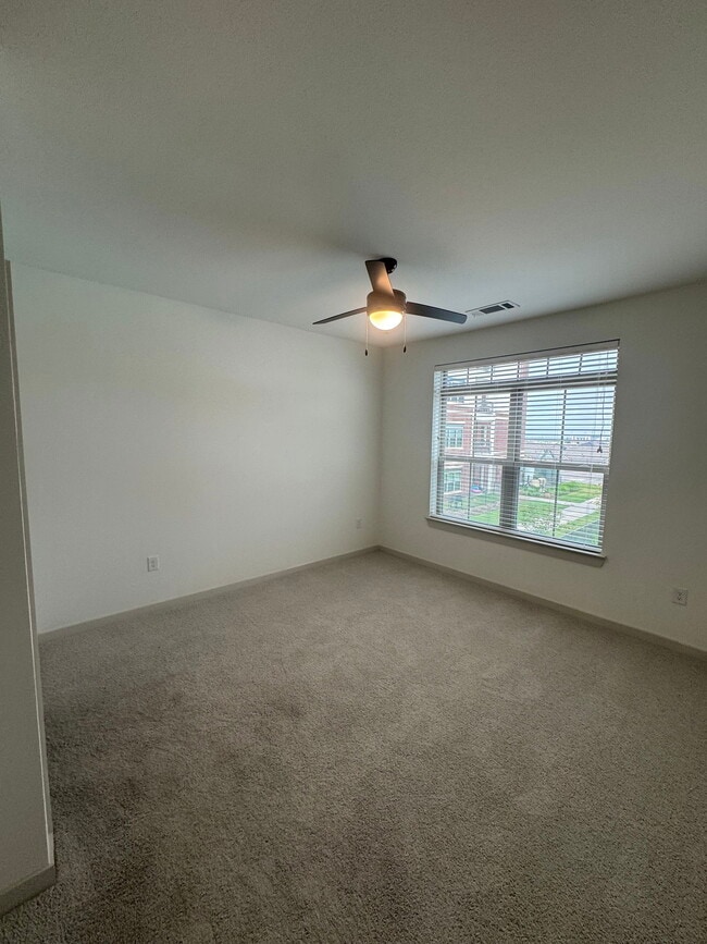 Building Photo - 4465 S Preston Rd