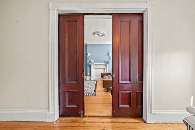 Building Photo - 19 Cortes St