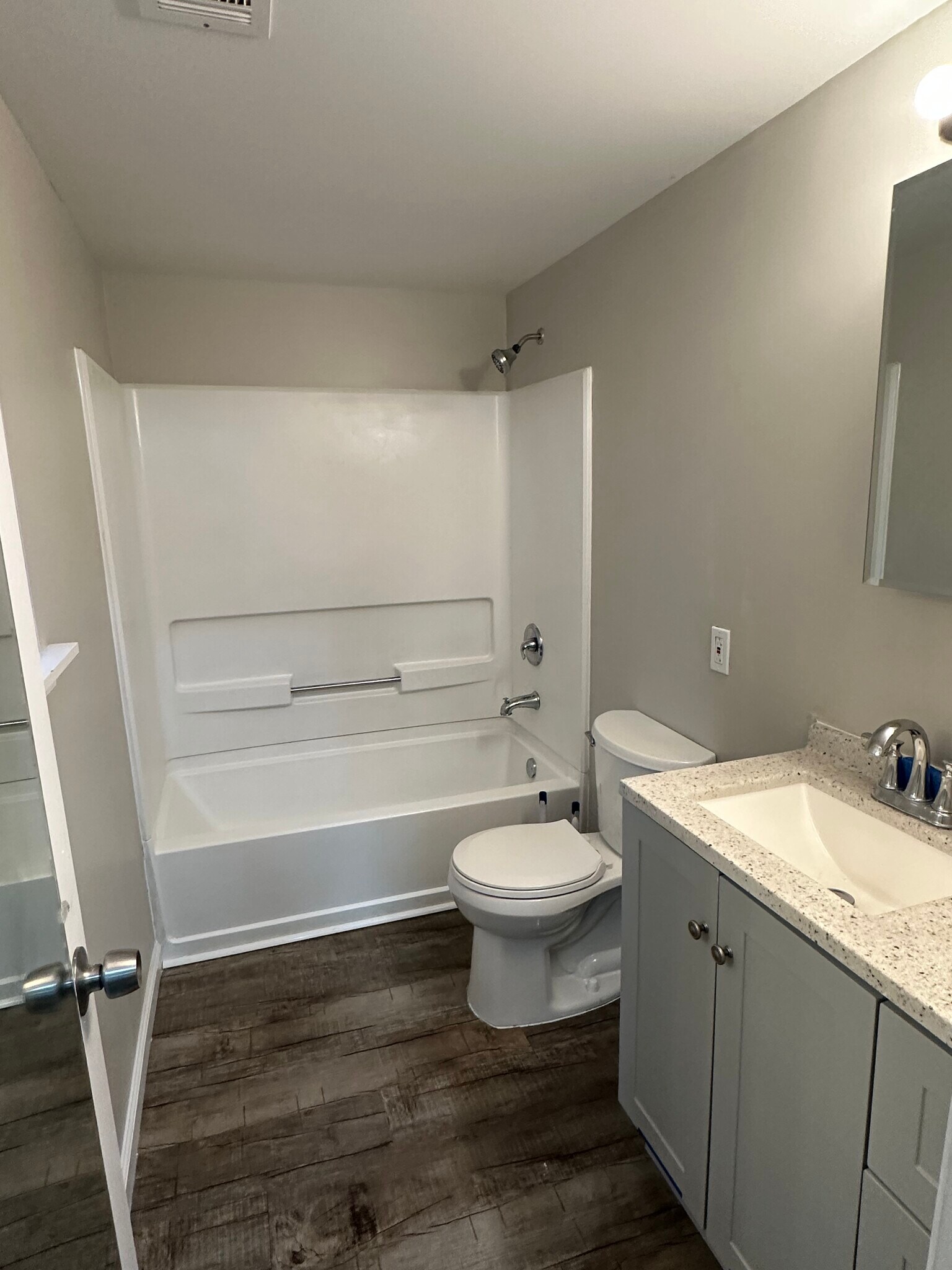 Building Photo - 1234 Decatur