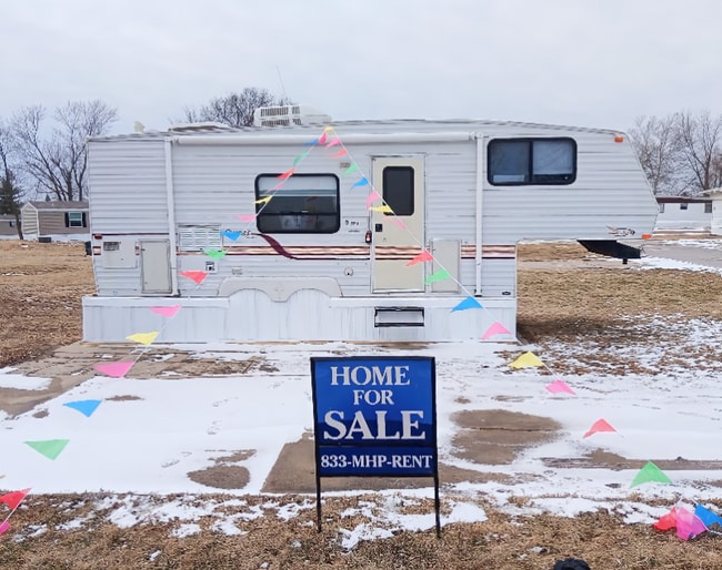 Building Photo - 200 N 28th St