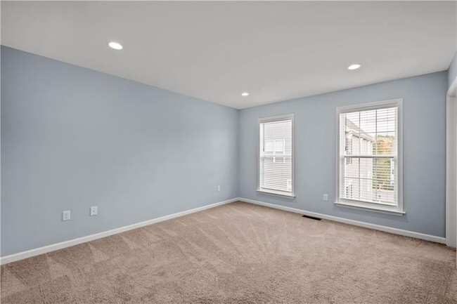 Building Photo - 2116 Westcott Ln