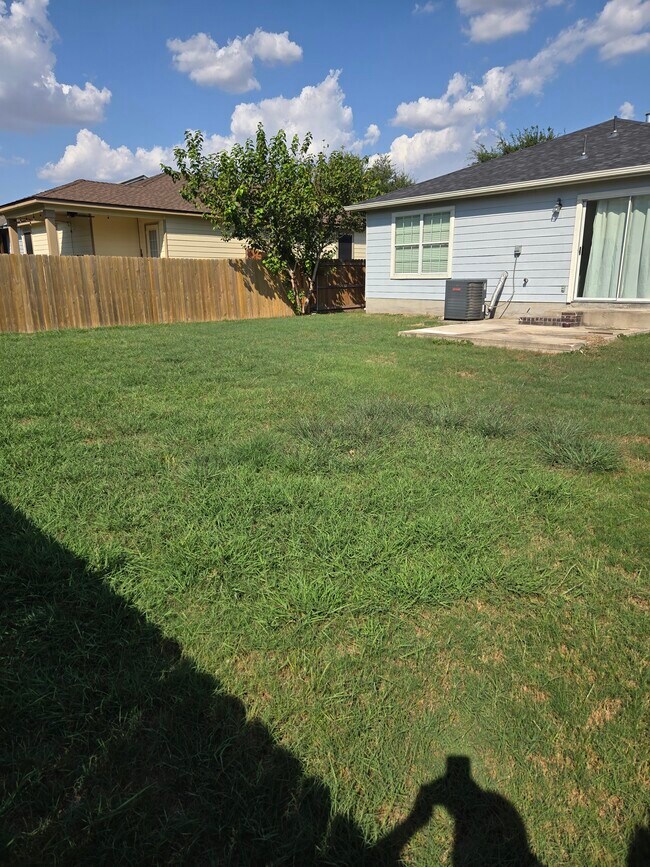 Building Photo - 212 Capistrano Dr