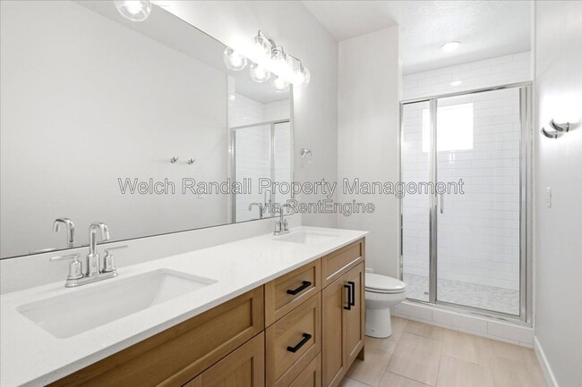 Building Photo - 1452 Pleasant View Dr