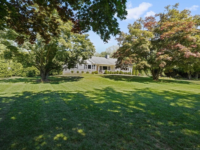 Building Photo - 570 Morehouse Rd