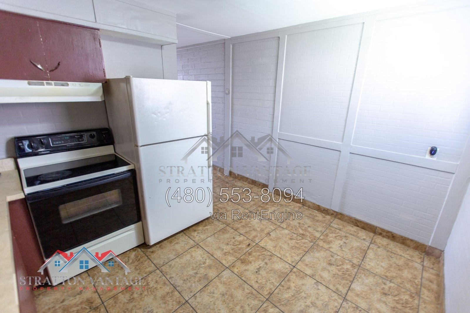 Building Photo - 2028 N 26th Pl