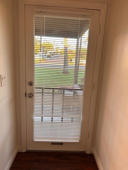 Front Door - 961 La Bonita Dr