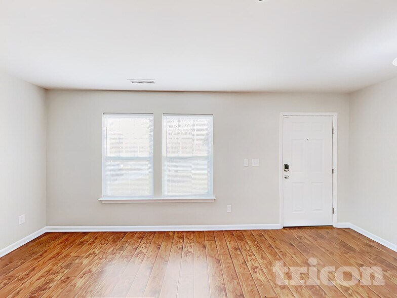 Building Photo - 501 Sawtooth Oak Drive