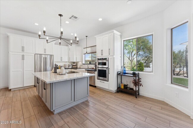 Building Photo - 14604 E Peak View Rd